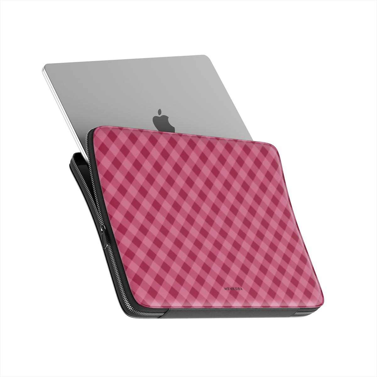 Gingham Laptop Sleeve